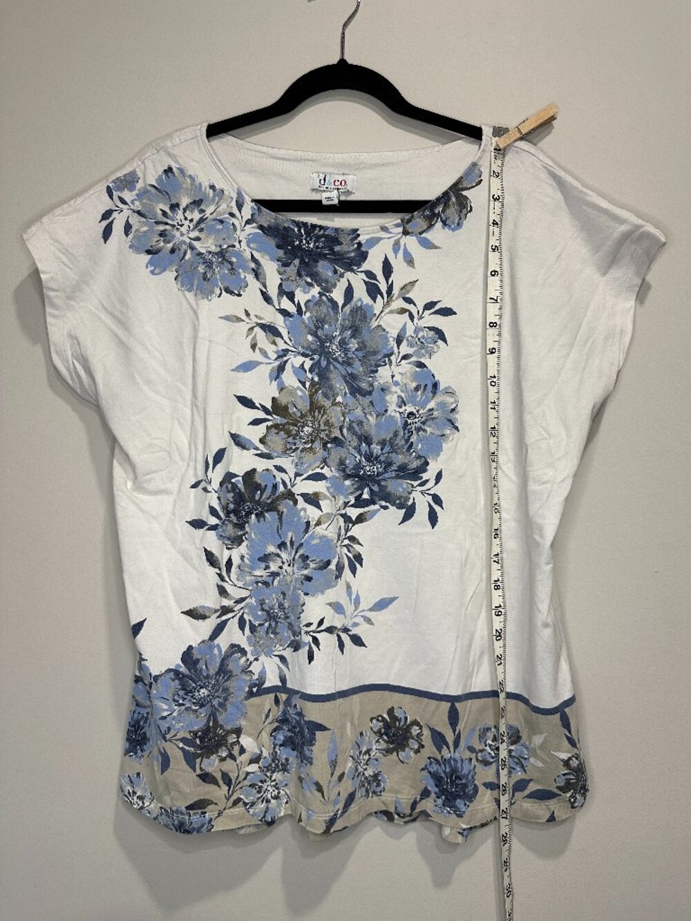 d & co printed tee shirt
